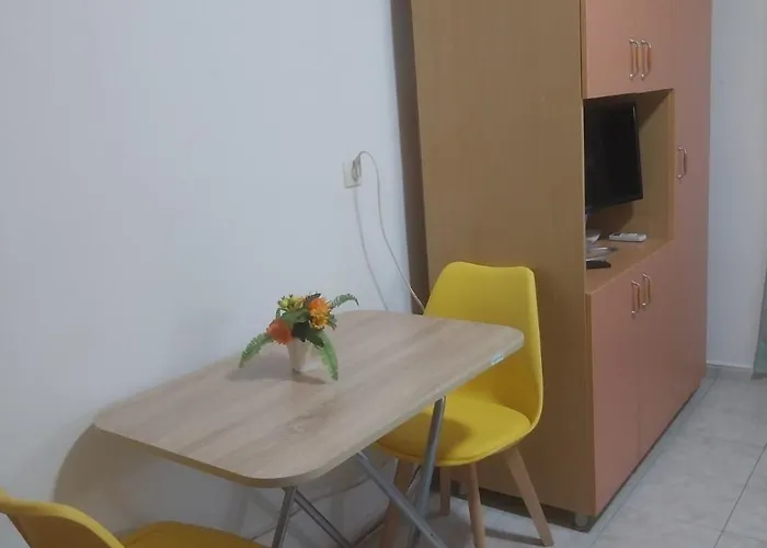Ani Apartment